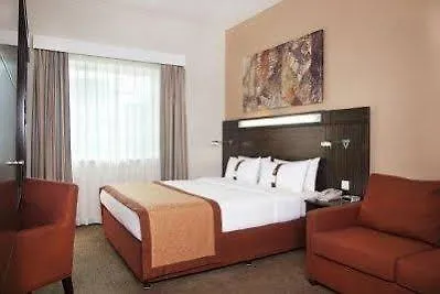 Holiday Inn Express Dubai, Jumeirah, An Ihg Hotel