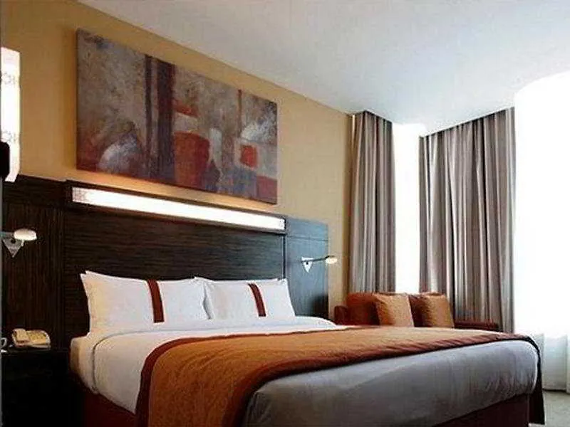 Holiday Inn Express Dubai, Jumeirah By Ihg Hotel