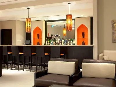 Holiday Inn Express Dubai, Jumeirah By Ihg 3*, Dubaj
