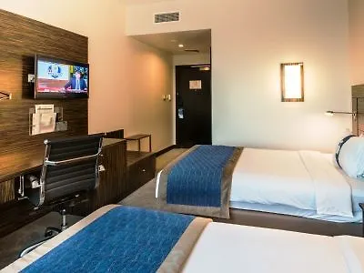 Holiday Inn Express Dubai, Jumeirah By Ihg