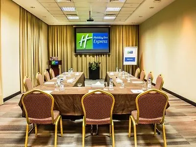 Holiday Inn Express Dubai, Jumeirah, An Ihg Hotel