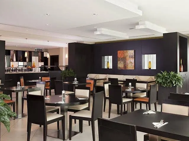 Holiday Inn Express Dubai, Jumeirah By Ihg Dubai