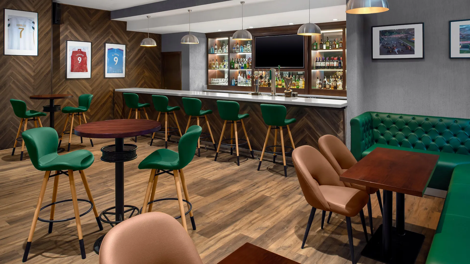 Holiday Inn Express Dubai, Jumeirah By Ihg