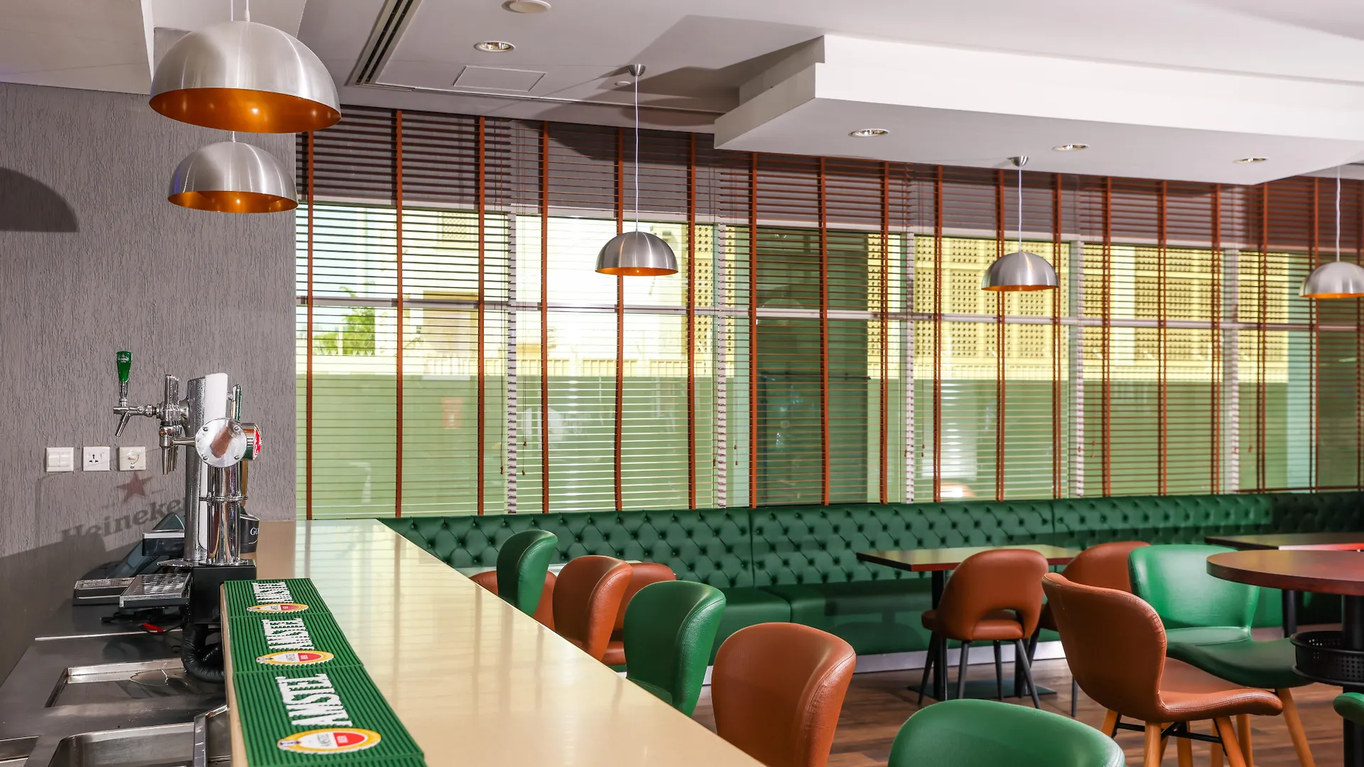 Hotel Holiday Inn Express Dubai, Jumeirah By Ihg