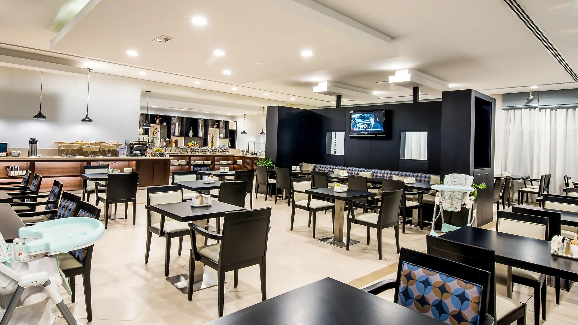 Holiday Inn Express Dubai, Jumeirah By Ihg Hotel