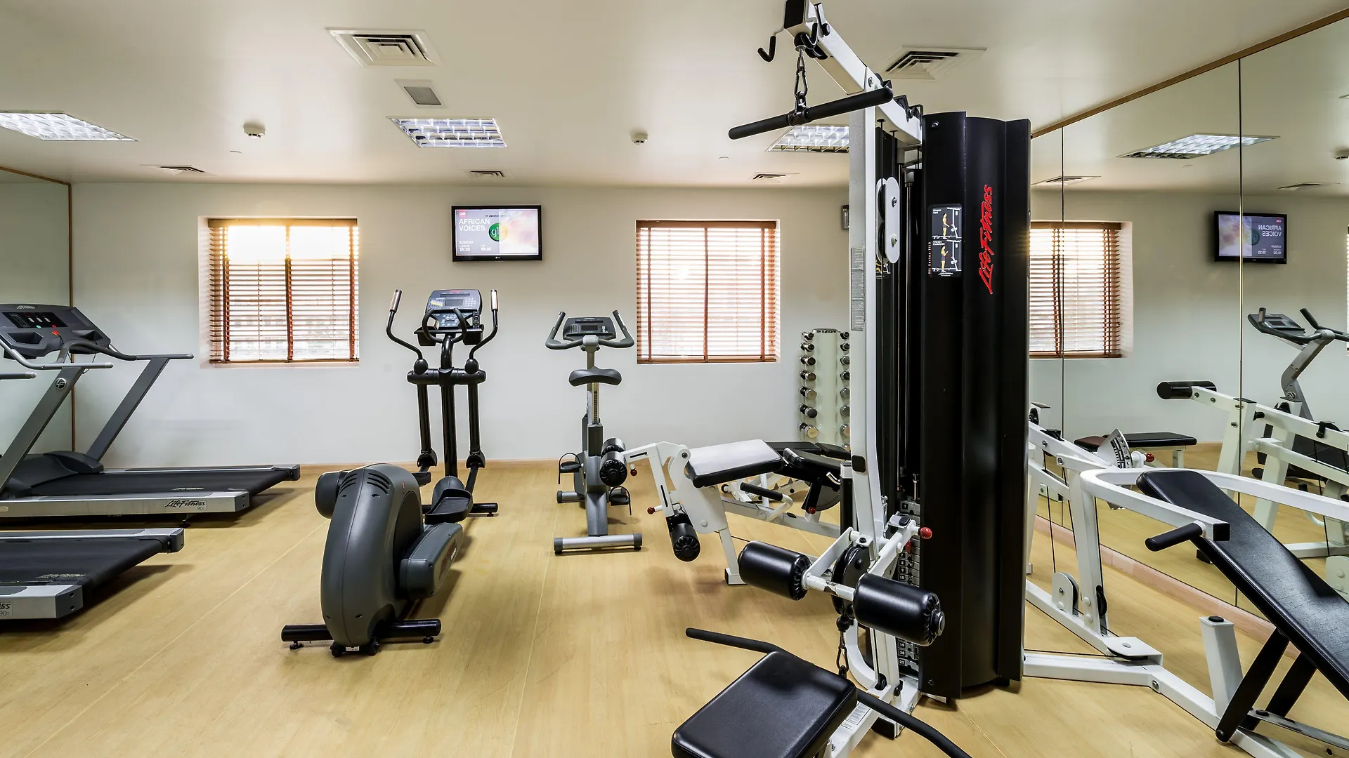 Holiday Inn Express Dubai, Jumeirah By Ihg Hotel Dubaj