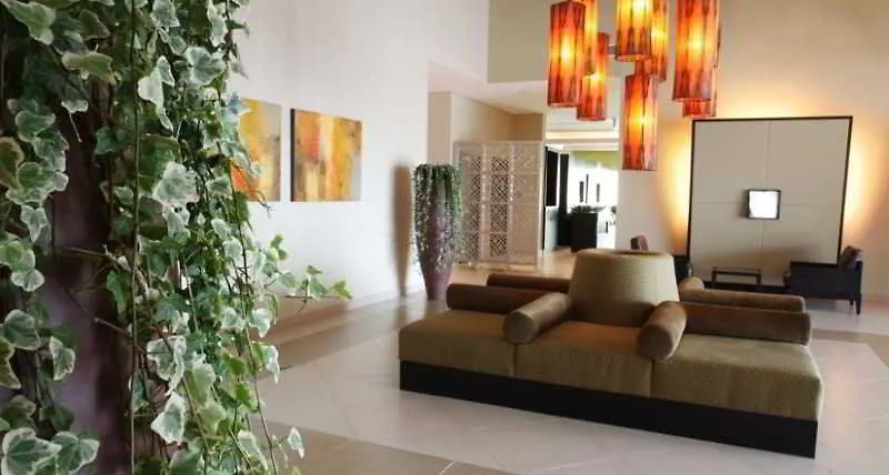 Holiday Inn Express Dubai, Jumeirah By Ihg 3*, Dubai