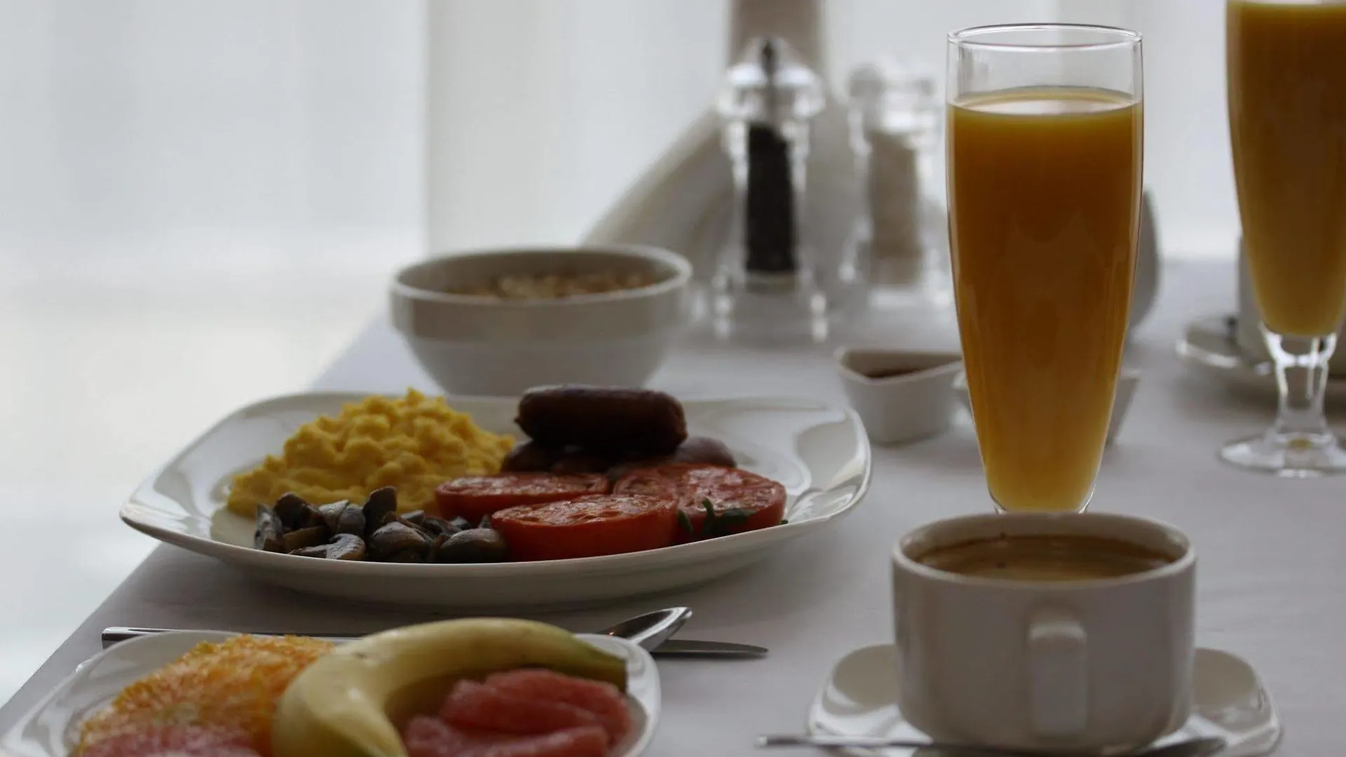 Holiday Inn Express Dubai, Jumeirah By Ihg